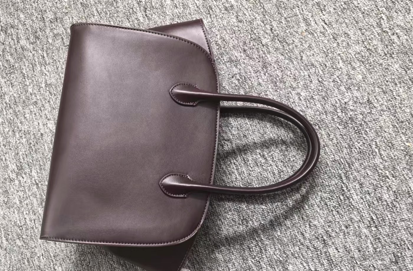 Custom padded laptop tote bag manufacturer sample