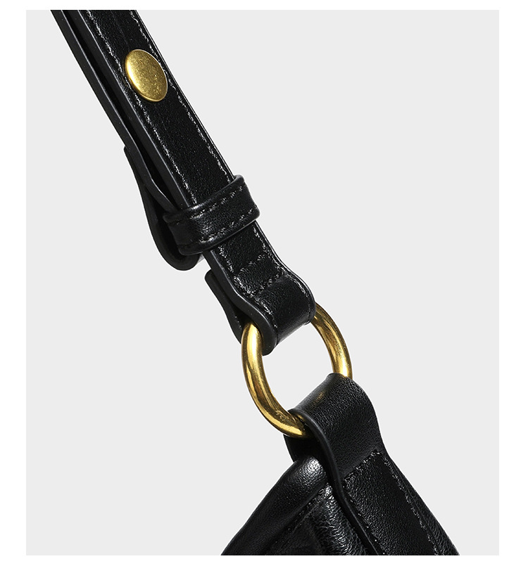 Soft PU Slouch Shoulder Bag construction detail M13P7028